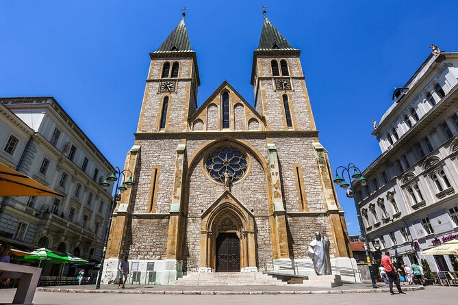 Best of Sarajevo - Ultimate Full-Day Experience - The Spite House and City Hall