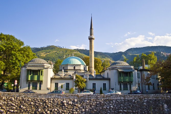 Crossroads of Cultures - Sarajevo Walking Tour - Starting at Muvekita 7 and finding your bearings