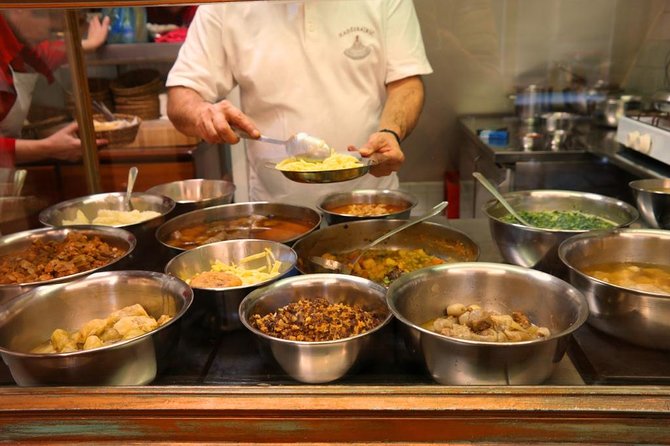 Delicious Sarajevo: Eat, Walk & Discover City Tour - Learning How Bosnian Pita Is Made