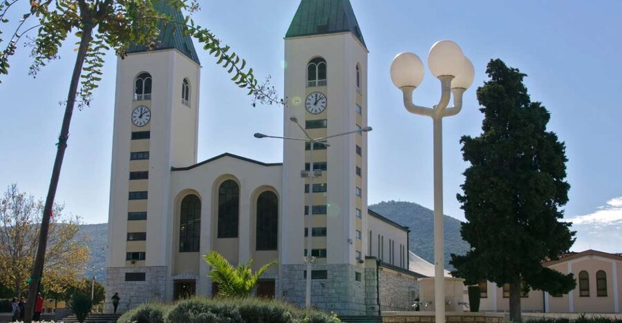 Dubrovnik: Private Day Trip to Medjugorje with Hotel Pickup - St. James Church and the heart of Medjugorje