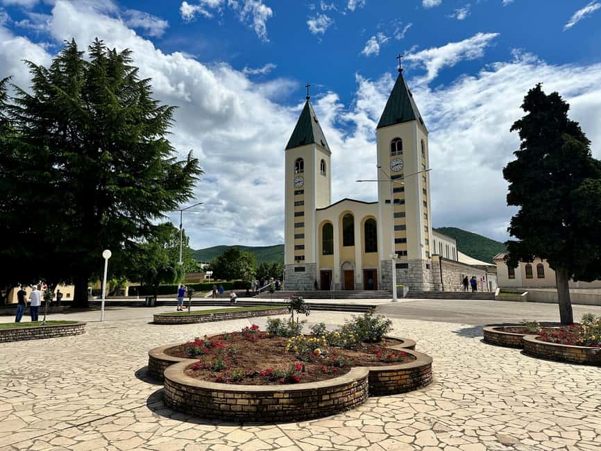 Dubrovnik: Private Tour of Međugorje and Kravice Waterfalls - Međugorje: a quiet stop with a serious purpose