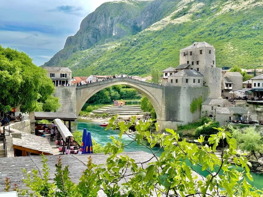 Dubrovnik: Private Tour to Mostar and Kravice Waterfalls - Lunch in Mostar and the value of local food