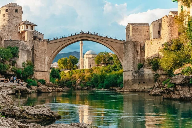 From Cavtat: Bosnia, Herzegovina, and the Old Bridge Tour - Two and a half hours for food, shopping, and your own pace