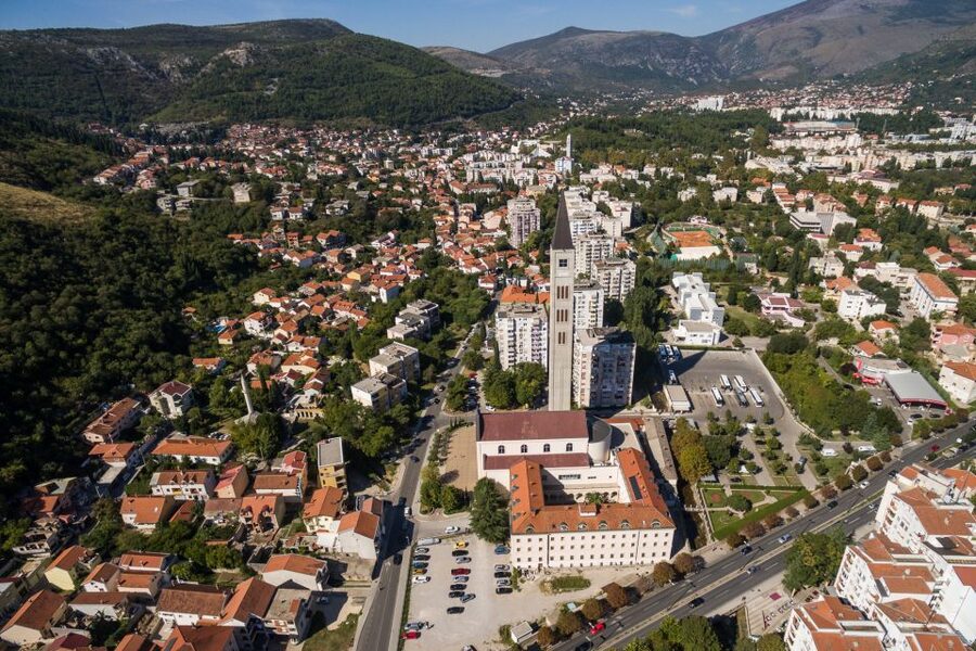 From Dubrovnik: Full-Day Tour of Mostar - The Old Bridge and the river crossing