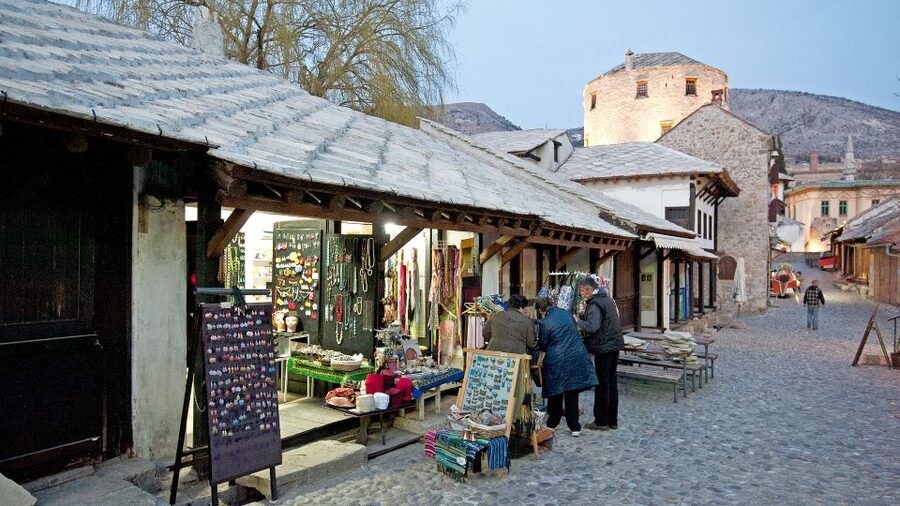 From Dubrovnik to Mostar and Kravice waterfalls - The early pickup from Dubrovnik