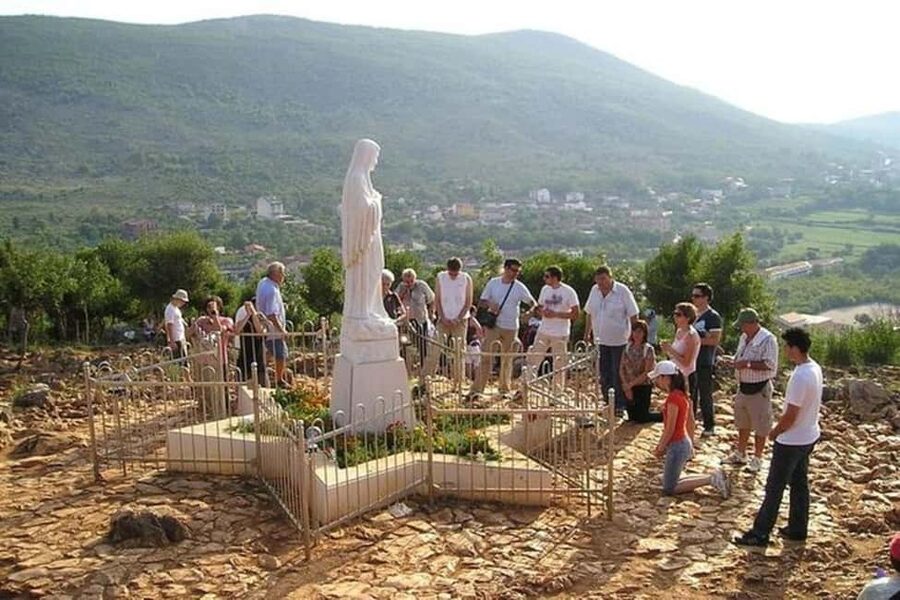 From Makarska: Medugorje Day Trip - Apparition Hill and the Blue Cross