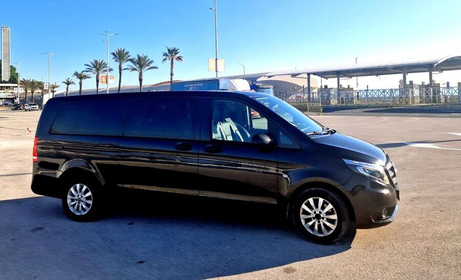 Private tour from Split to Dubrovnik via Mostar - Starting in Split with a private pickup