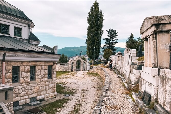 Sarajevo: Jewish Heritage Tour - Inside the Ashkenazi Synagogue