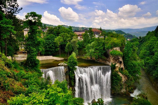 Sarajevo to/from Zagreb Transfer Day Tour (North-central Bosnia) - Travnik: Ottoman streets and a hilltop fortress