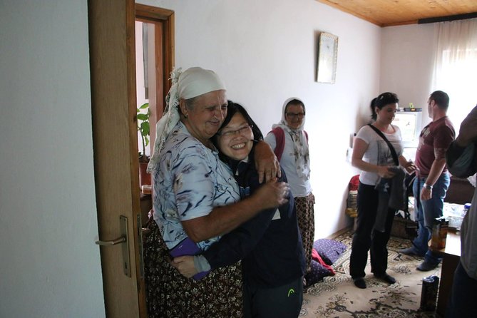 Sarajevo to Srebrenica: Genocide Study Tour with War Veteran - Meeting the guide at 8 a.m. in Sarajevo