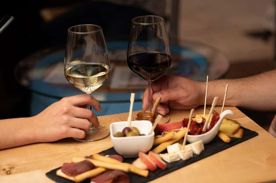 Split/Trogir: Mostar and Medjugorje Tour with Wine Tasting - Practical tips for a smoother day